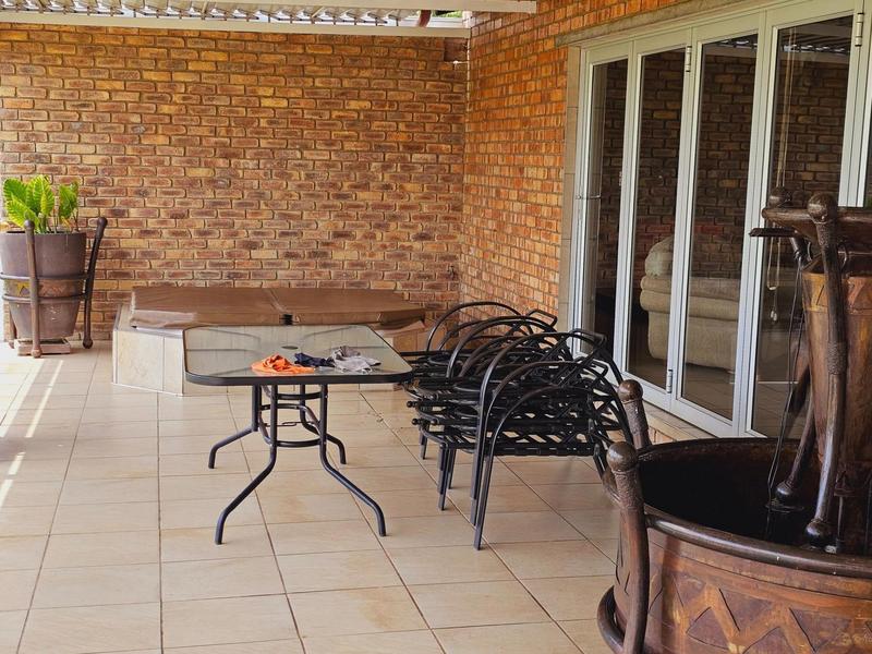 3 Bedroom Property for Sale in Oranjeville Free State